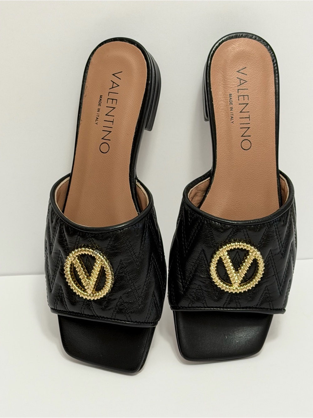 Valentino Afrodite Logo Black Quilted Leather Slip On Slide Sandals Size 6 New